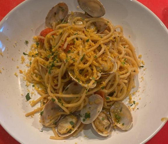 SPAGHETTI VONGOLE AND BOTTARGA