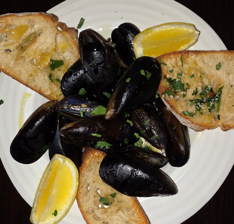 MUSSEL SAUTE